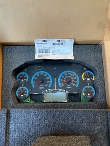 International 5011017R92 NEW Cluster Ctr Blk - Picture 1 of 1