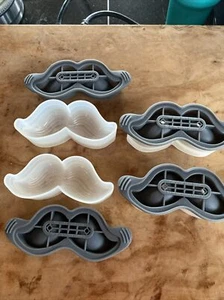 Posten 4 Schnurrbart Eiswürfelformen - Bild 1 von 7