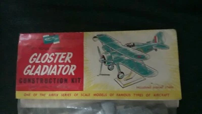 Gloster Gladiator Airfix 1/72 pattern n° 1335 del 1959. 	Rare. Collectable. - Immagine 1 di 4