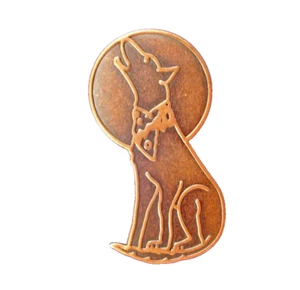 PIN WOLF Vintage Howling at FULL MOON Copper Colored Metal Brooch - Picture 1 of 2