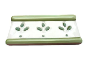 Fliesenbordüre 13x6,5cm Fliesen Bordüren Hijar verde Blumendekor weiß lindgrün - Bild 1 von 3