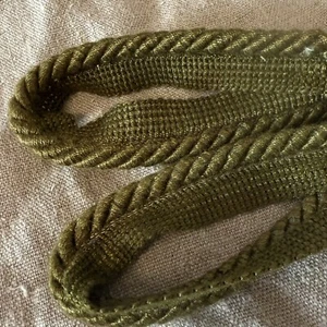 Cording With Lip Trim - Picture 1 of 2