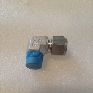 Swagelok SS-810-2-6RT, Codo Macho, 1/2" TUBO OD X 3/8" MACHO ISO ROSCA CÓNICA - Imagen 1 de 4