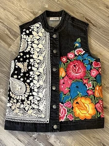 Chicos Platinum Applique Floral Denim Black Vest Festival Art Size 0 XS - Picture 1 of 3