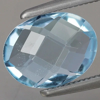 9.1x7mm Oval Checkerboard 1.97ct t.w Natural Sky Blue Topaz, Brazil - Image 1 of 4