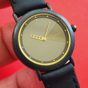 Seiko Rare Black Dial Case & New Leather Band Ladies 5P30-6060 Mid Century - Picture 1 of 7