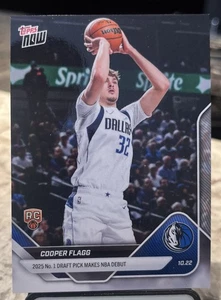 2025-26 Topps - Topps Now Cooper Flagg #6 (RC) - Dallas Mavericks - Imagen 1 de 2