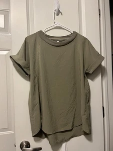 Athleta Olive Green Zephyr Tee S - Picture 1 of 4