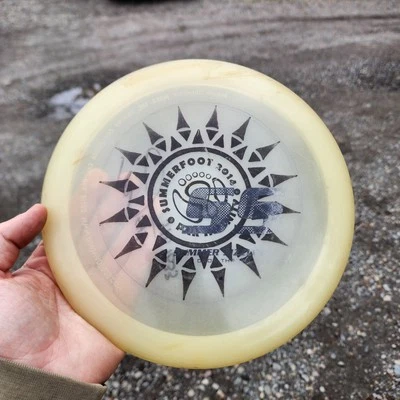 Innova CFR Champion Glow Teebird Plus + Xtra Gummy 175g Penned Run CAL Mold - Image 1 of 4