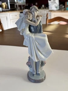 Lladro Porcelain Figurine #5282 Over the Threshold Bride & Groom Mint! See Notes - Picture 1 of 12