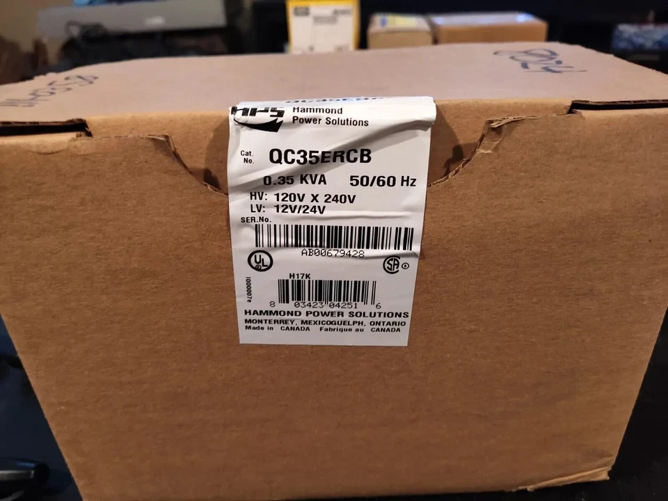Autotransformador Hammond Power Solutions QC35ERCB Buck Boost Foto 1 de 1