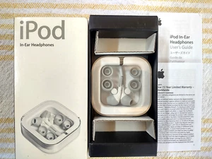 New Open Box Apple iPod In-Ear Bud Earphones (M9394G/A) and Replacement Tips - Picture 1 of 7
