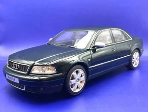Otto 1/18 Audi S8 (D2) 4.2 V8 Racing Green Pearl 2001 (OT916) - Bild 1 von 11