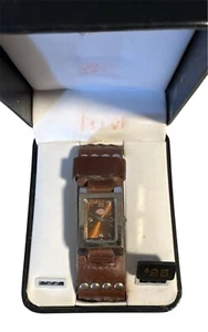 Dickies Silver Tone Case Quartz Analog Women's Watch Needs Battery - Picture 1 of 1