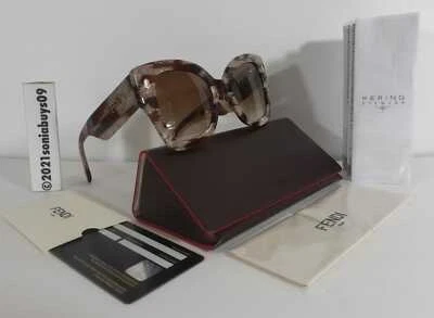 Gafas de sol Fendi para mujer de gran tamaño ojo de gato, marrón/beige, lentes degradadas marrones Foto 1 de 4