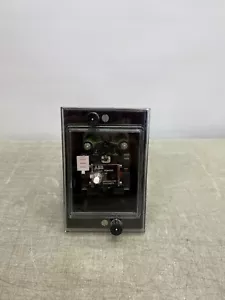 ABB PQ8nCH2J, 1MYN563613-VAD, Master Auxiliary Relay, 125VDC 4NO + 3NC Used - Picture 1 of 24