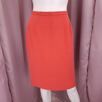 '90s Y2K Travis Ayers Petite Woman's Coral Pink Silk Lined Pencil Skirt 10P - Image 1 of 4