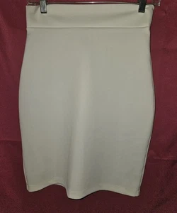 Small FOREIGN EXCHANGE White Bodycon Skirt - Picture 1 of 3