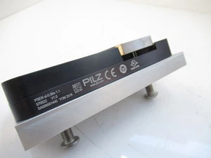 PILZ 570522  PSEN Actuator Safety Switch - Picture 1 of 5