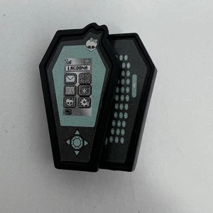 Monster High Doll Lagoona Blue Dawn of the Dance iCoffin Cell Phone Accessory - Imagen 1 de 7