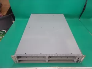 EXTREME NETWORKS / AVAYA EC8400A01-E6 VSP 8404 8400 WITH 4 I/O MODULE SLOTS - Picture 1 of 2