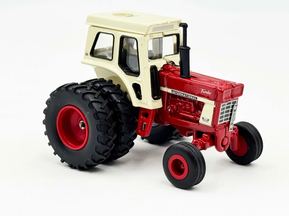 1/64 International Harvester 966 Tractor With Cab & Duals National FFA - Image 1 of 1