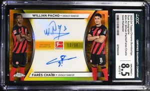 2023-24 Topps Cromo Bundesliga Doble Auto CHAIBI & WILLIAN PACHO 50/50 CGC 8.5 - Imagen 1 de 2