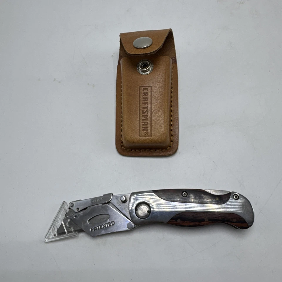 Navaja de afeitar de bolsillo plegable con mango de madera Craftsman + estuche de transporte vintage Foto 1 de 4