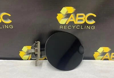 Оригинальная дверь топливного бака Lincoln Navigator 1998-2017 годов выпуска цвета черного дерева 98-17 - Изображение 1 из 4