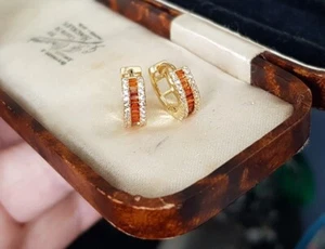 ❤️ Gold Painite Ruby & Diamond Hoop Earrings 9ct Rolled Gold 13 mm Sim Gems ❤️ - Picture 1 of 16