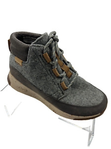 Chaco Women’s Borealis Ledge Waterproof Gray Wool Hiking Boots Sz 8