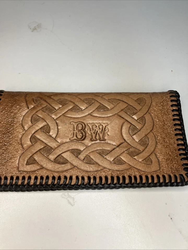定制皮革钱包凯尔特结设计双折 BW 龙背 — 第 1/4 张图片