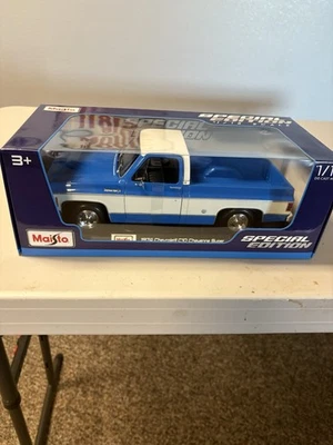 Camión Chevy Maisto 1974 1/18  Foto 1 de 4
