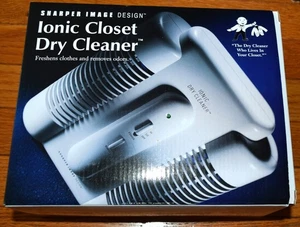 Desodorizante limpiador en seco Sharper Image Ionic Closet SI630 nuevo sellado - Imagen 1 de 2