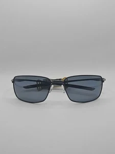 Gafas de sol Oakley monturas OO4075 alambre cuadrado 60-17-123 gris rayados en la lente - Imagen 1 de 6