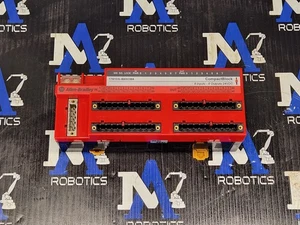 Modulo di sicurezza Allen Bradley 1791DS-IB8X0B8 Devicenet - Foto 1 di 5