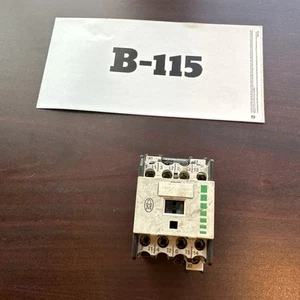 EATON CORPORATION DIL-00AM-10-24V-50/60HZ / DIL00AM1024V5060HZ (USED) - Picture 1 of 5