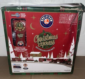 LIONEL CHRISTMAS EXPRESS LIONCHIEF TRAIN SET BLUETOOTH 5.0GAUGE 2223020 - Picture 1 of 11