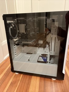 Skytech Archangel (500GB SSD, AMD Ryzen 5 3600, 3.6GHz, 16GB RAM) Gaming PC...