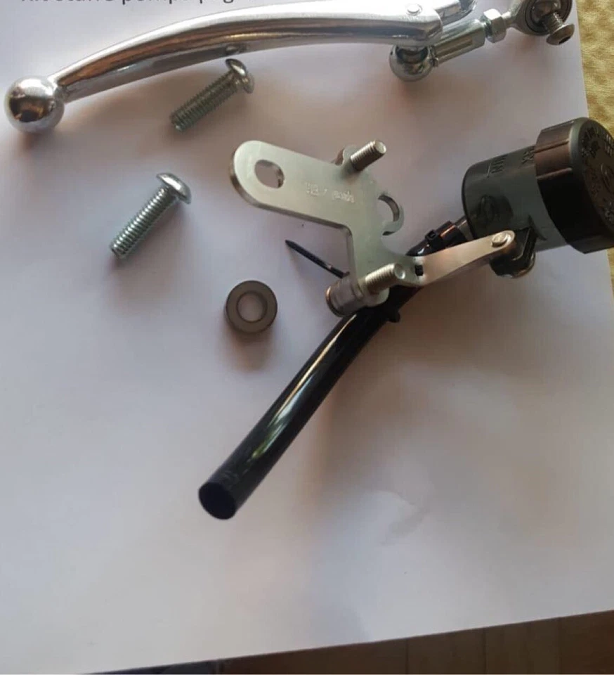 Kit staffa per Pompa freno a disco manubrio Vespa PK Special - Immagine 1 di 1