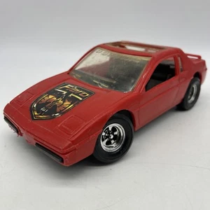 Vintage 1980’s Plastic 1/24th Tootsietoy Pontiac Fiero Toy Car Made In USA vtg - Picture 1 of 13