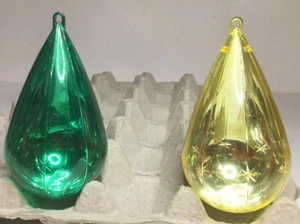 Juego de 2 adornos de lágrima vacía Jewelbrite para diorama amarillo verde plástico de colección - Imagen 1 de 24