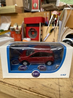 Fiat Panda Minicar 1/43 Rosso 620 - Immagine 1 di 4