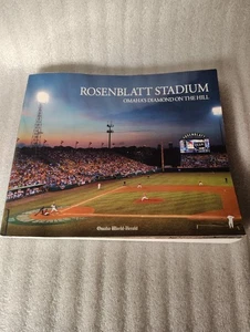 Rosenblatt Stadium Omaha's Diamond on the Hill 2007 Omaha World-Herald - Foto 1 di 4