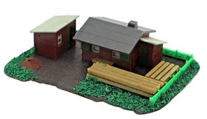 VERO 5920/129/828 N Landstück mit 2 Schuppen 1:160 Fertigmodell - Picture 1 of 4