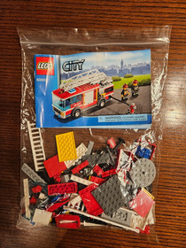 Lego City 60002 Fire Truck complete set