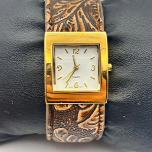 Women’s Gold Tone Square Dial Leaf Embossed Cuff Watch Working New Battery - Picture 1 of 8