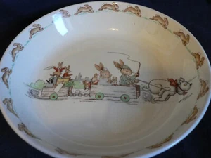 Royal Doulton BunnyKins Porridge/Coupe Plate DOG CARRIAGE Barbara Vernon signed - Picture 1 of 4