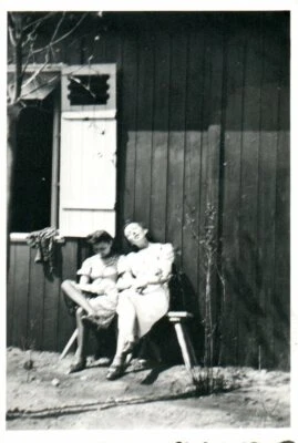 Foto, Time, Süderbrarup 1941: Domingo frente al cuartel (MB)21150 - Imagen 1 de 2