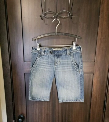 Pantalones Cortos de Vaqueros Para Mujer Fossil Vintage Azul Acento Arco Iris Talla 0 Usados en Excelente Condición Foto 1 de 4